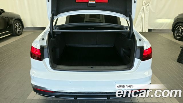 Audi A4 40 TFSI Premium