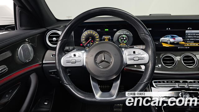 Mercedes-Benz E-Class E350 4MATIC AMG Line
