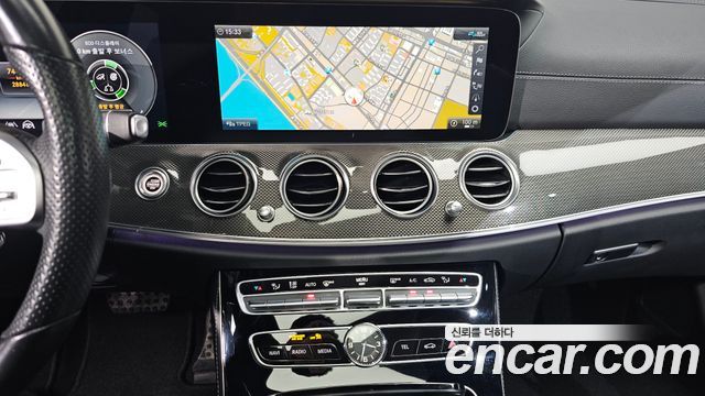 Mercedes-Benz E-Class E350 4MATIC AMG Line
