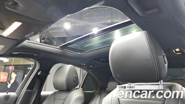 Mercedes-Benz E-Class E350 4MATIC AMG Line