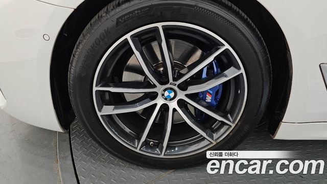 BMW 5-Series 520i M Sport