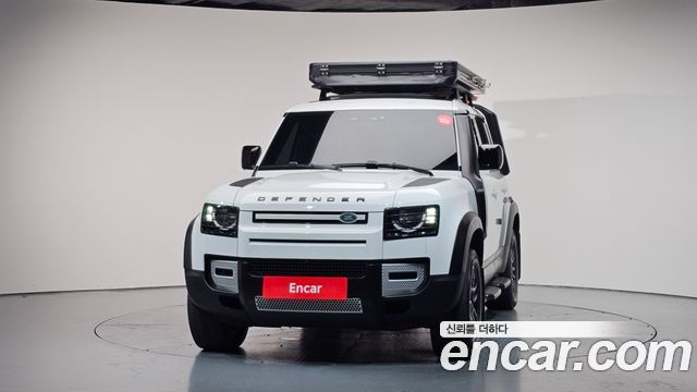 Land Rover Defender 110 D240 Launch Edition