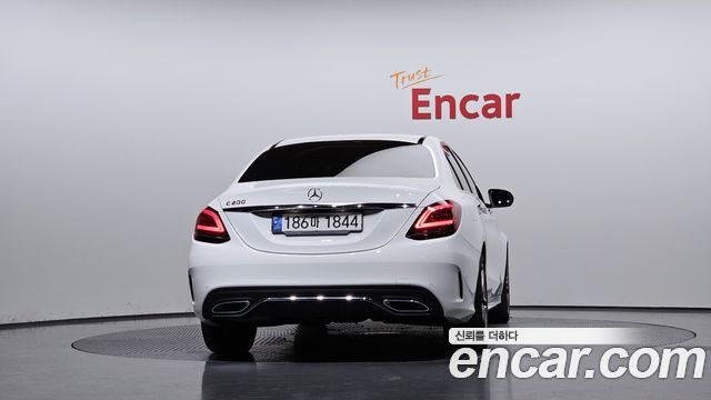 Mercedes-Benz C-Class C200 AMG Line