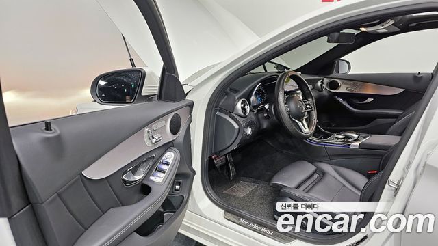 Mercedes-Benz C-Class C200 AMG Line