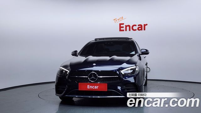 Mercedes-Benz E-Class E350 4MATIC AMG Line