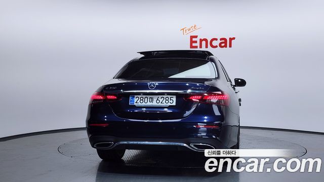 Mercedes-Benz E-Class E350 4MATIC AMG Line