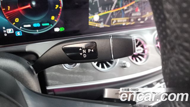 Mercedes-Benz E-Class E350 4MATIC AMG Line