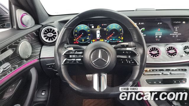 Mercedes-Benz E-Class E350 4MATIC AMG Line