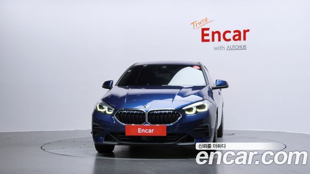 BMW 2-Series 220i Advantage