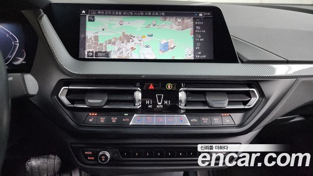 BMW 2-Series 220i Advantage