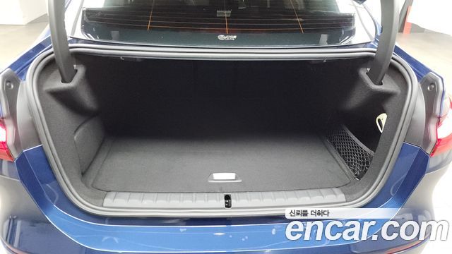 BMW 2-Series 220i Advantage