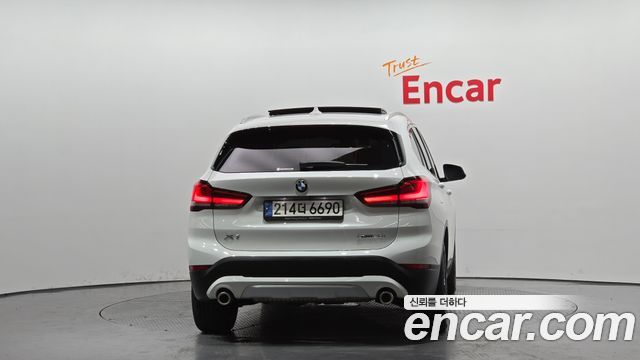 BMW X1 xDrive 20i xLine