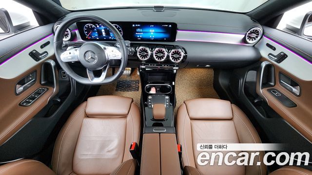 Mercedes-Benz CLA-Class CLA250 4MATIC