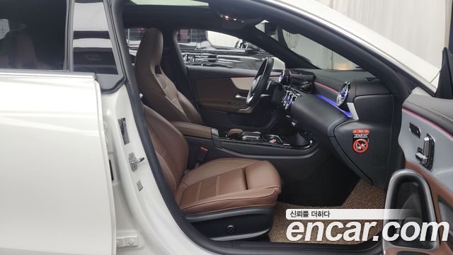 Mercedes-Benz CLA-Class CLA250 4MATIC