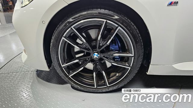 BMW 2-Series M240i xDrive Coupe
