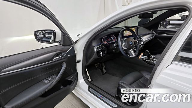 BMW 5-Series 520i M Sport