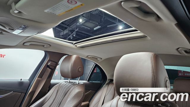 Mercedes-Benz E-Class E300e 4MATIC Exclusive