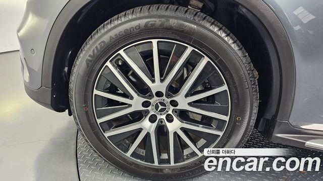 Mercedes-Benz GLC-Class GLC220 d 4MATIC