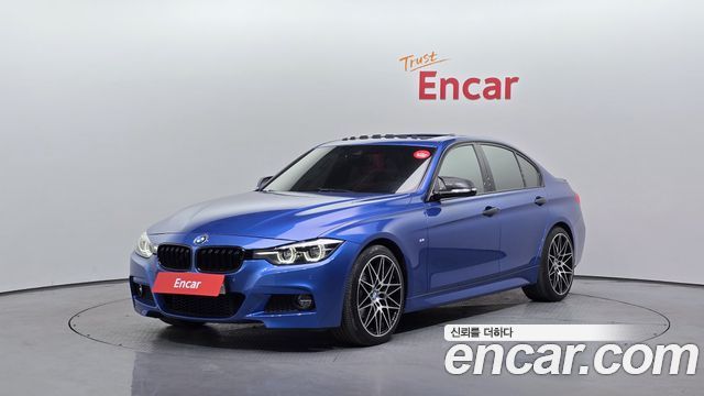 BMW 3-Series 330i M Sport Shadow