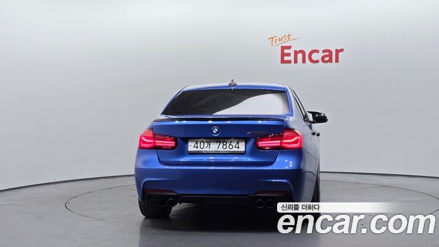 BMW 3-Series 330i M Sport Shadow