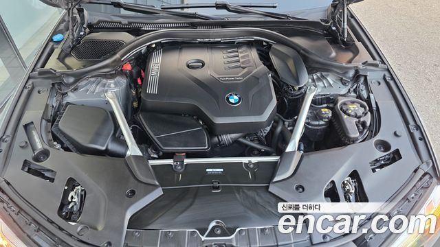 BMW 5-Series 530i Luxury