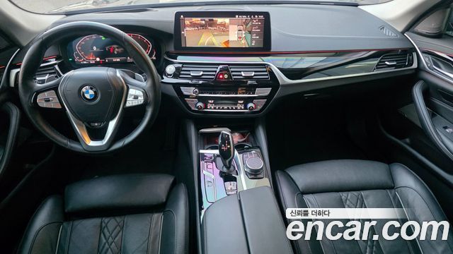 BMW 5-Series 530i Luxury