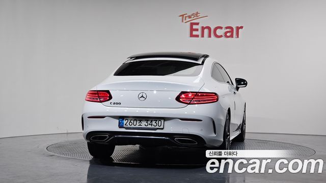Mercedes-Benz C-Class C200 Coupe