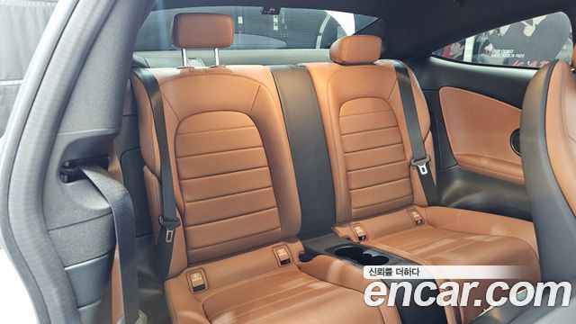 Mercedes-Benz C-Class C200 Coupe