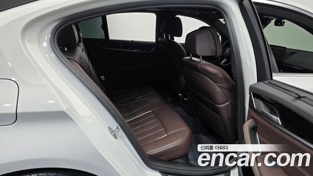 BMW 5-Series 530i M Sport Package