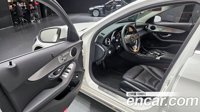 Mercedes-Benz C-Class C220 d Avantgarde