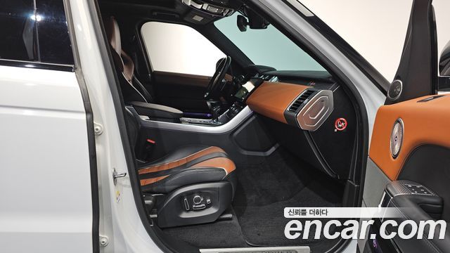 Land Rover Range Rover Sport 5.0 SVR