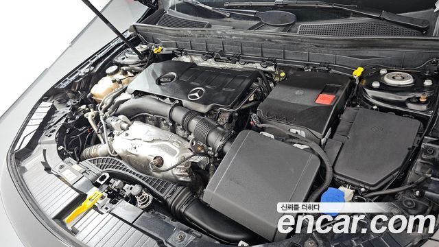 Mercedes-Benz GLB-Class GLB250 4MATIC