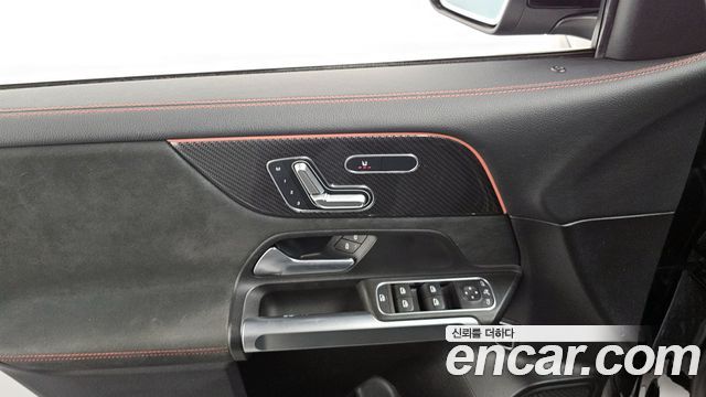 Mercedes-Benz GLB-Class GLB250 4MATIC