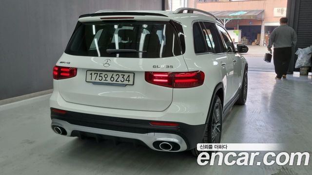 Mercedes-Benz GLB-Class AMG GLB35 4MATIC