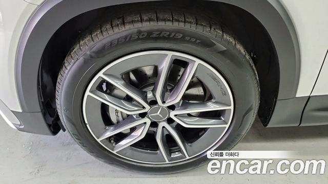 Mercedes-Benz GLB-Class AMG GLB35 4MATIC