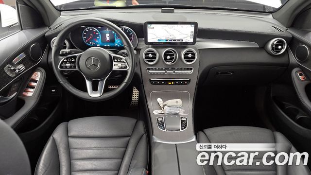 Mercedes-Benz GLC-Class GCL300 4MATIC Coupe