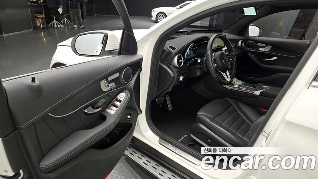 Mercedes-Benz GLC-Class GCL300 4MATIC Coupe
