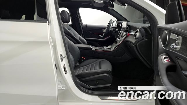 Mercedes-Benz GLC-Class GCL300 4MATIC Coupe