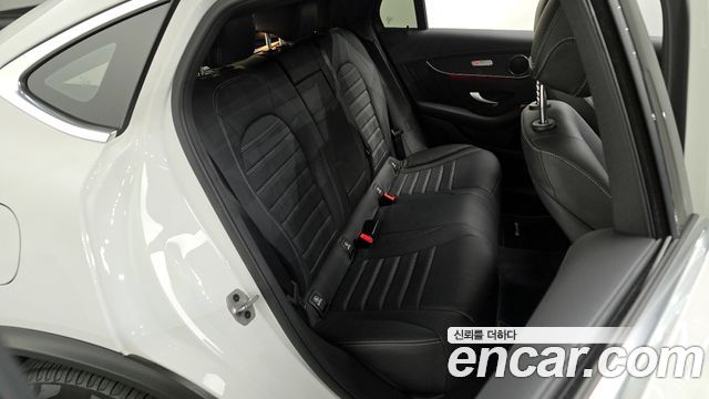 Mercedes-Benz GLC-Class GCL300 4MATIC Coupe