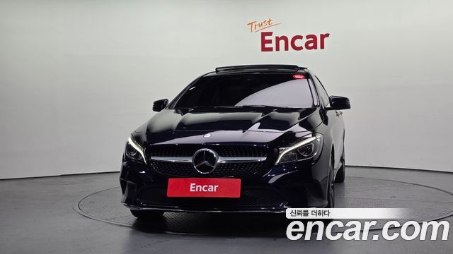Mercedes-Benz CLA-Class CLA250 4MATIC