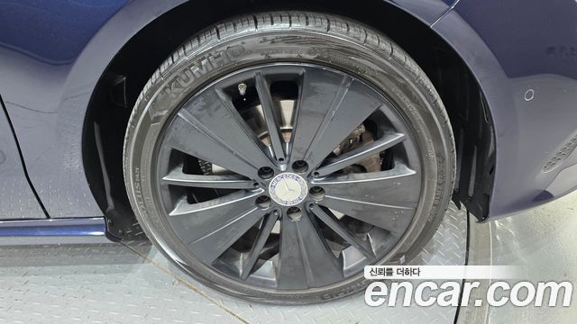 Mercedes-Benz CLA-Class CLA250 4MATIC
