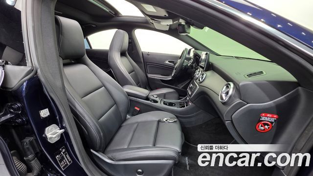 Mercedes-Benz CLA-Class CLA250 4MATIC
