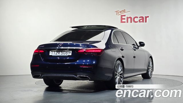 Mercedes-Benz E-Class E350 4MATIC AMG Line Edition