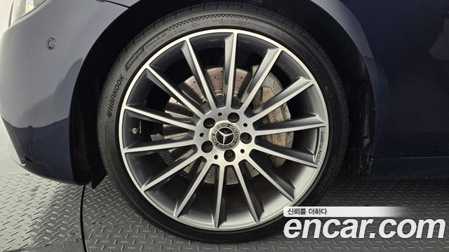 Mercedes-Benz E-Class E350 4MATIC AMG Line Edition