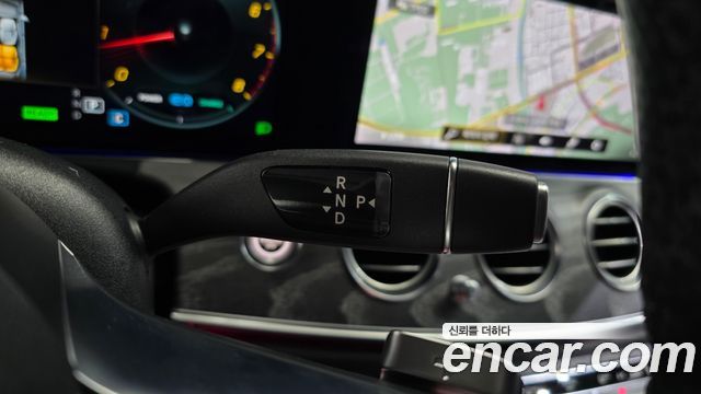 Mercedes-Benz E-Class E350 4MATIC AMG Line Edition