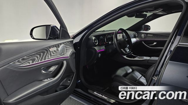 Mercedes-Benz E-Class E350 4MATIC AMG Line Edition
