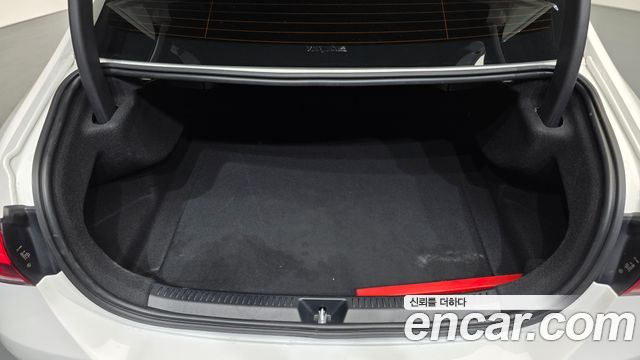 Mercedes-Benz A-Class AMG A35 4MATIC Sedan