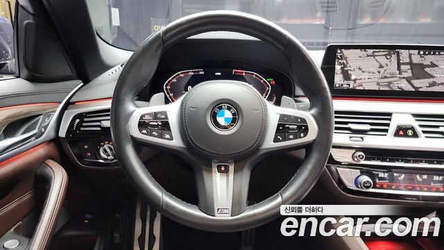 BMW 5-Series 530i M Sport Package Plus