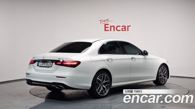 Mercedes-Benz E-Class E220d 4MATIC AMG Line