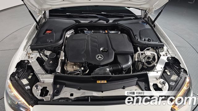 Mercedes-Benz E-Class E220d 4MATIC AMG Line